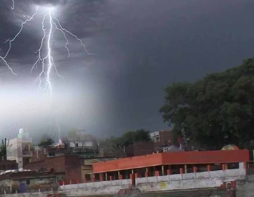 पंजाब का बदला मिजाज: सुबह बूंदाबांदी, दोपहर गर्मी और शाम को धूल भरी आंधी