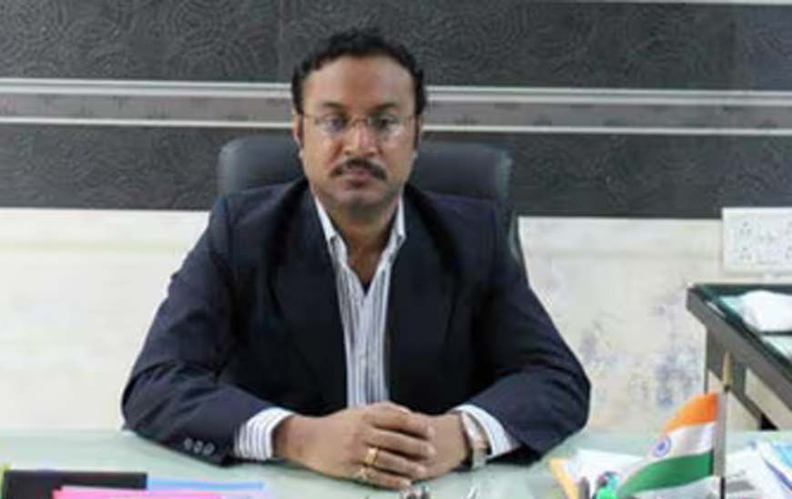 करप्शन केस में फंसे IAS अधिकारी पर बड़ी कार्रवाई, 20 करोड़ की संपत्ति जब्त, प्रशासनिक गलियारों में हड़कंप