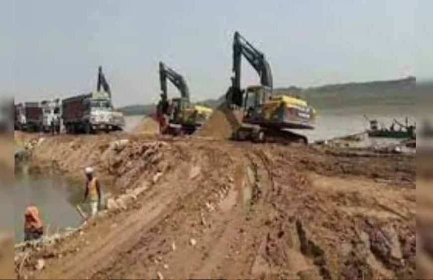 छत्तीसगढ़ में अवैध खनन पर सख्ती: ड्रोन से निगरानी, 10 रूट्स पर बनेंगे ई-चेक गेट