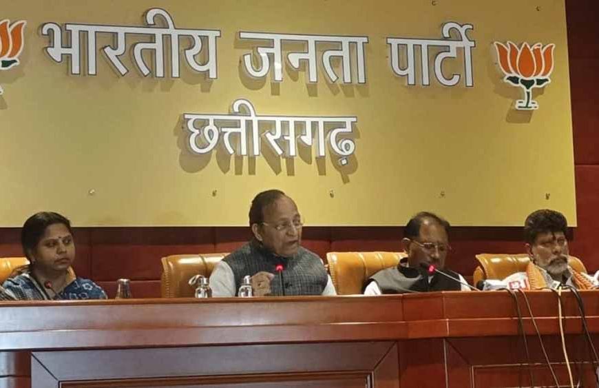 नारी शक्ति वंदन अधिनियम पर BJP का हमला: Vishnu Deo Sai बोले-महिलाओं को दिलाकर रहेंगे हक