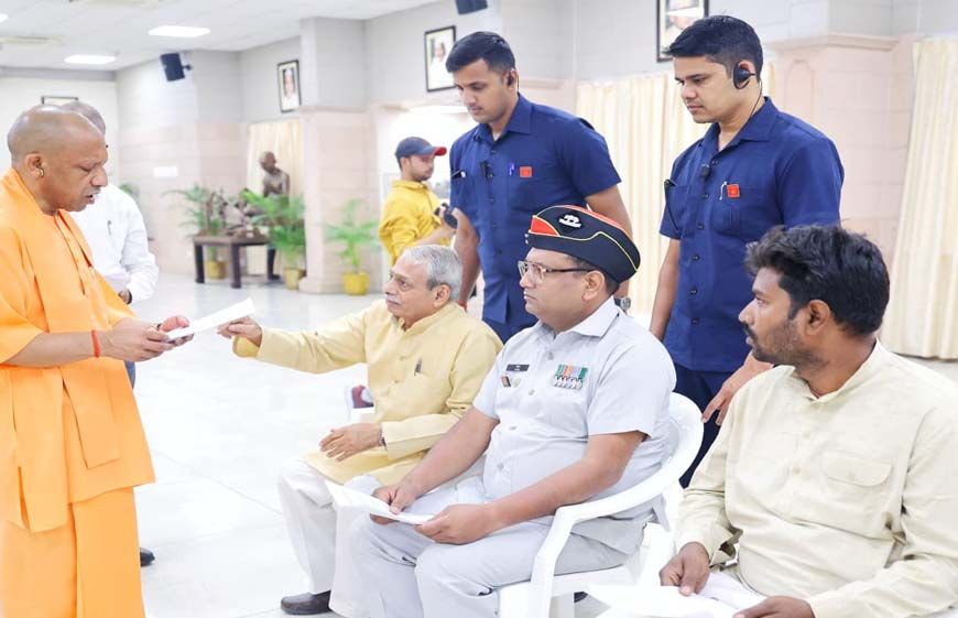 जनसेवा सरकार का कर्तव्य, इसी पथ पर चल रही सरकारः मुख्यमंत्री