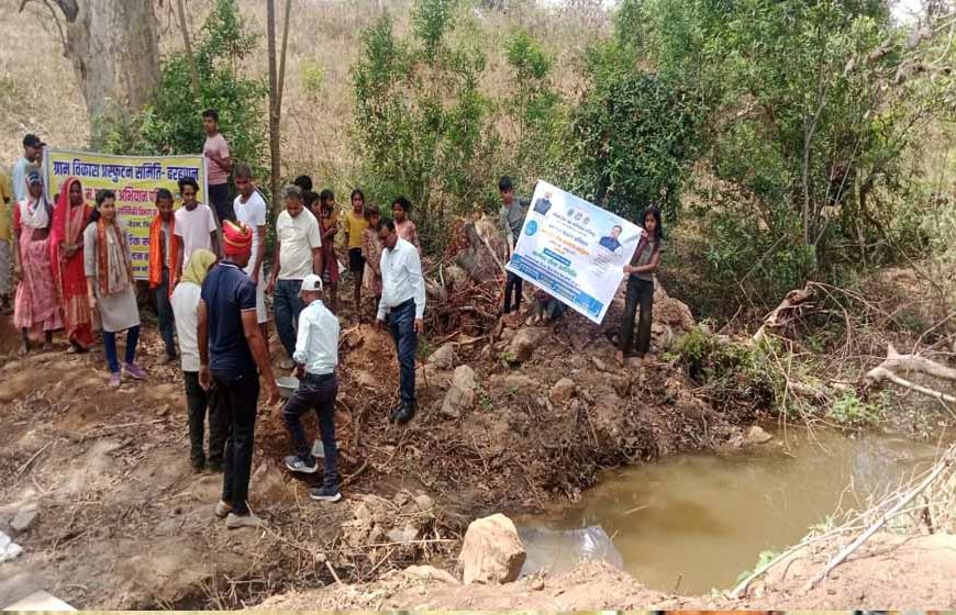 लाल नाटक के बाद जागरूकता का संदेश: मंचों से गूंजा वन संरक्षण और जल बचाने का आह्वान