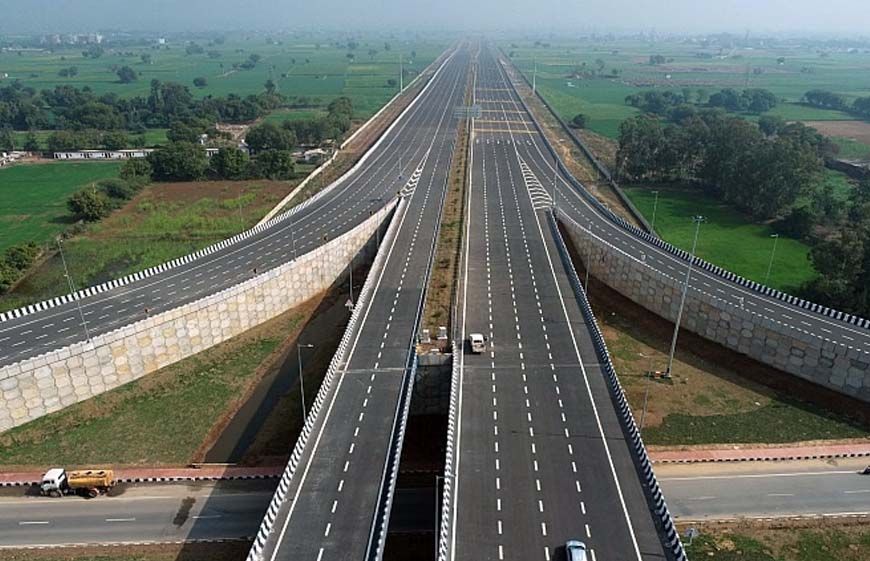 गंगा एक्सप्रेसवे पर 120 किमी/घंटा की रफ्तार से फर्राटा भर सकेंगे वाहन