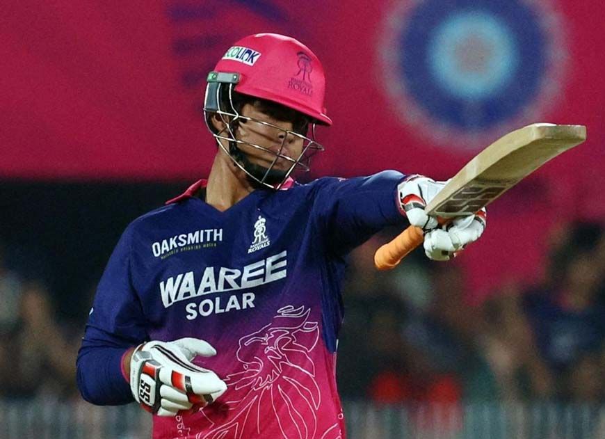 IPL 2026: वैभव सूर्यवंशी ने 8 रन में तोड़ा मैक्सवेल का रिकॉर्ड, कई दिग्गजों को पछाड़ा