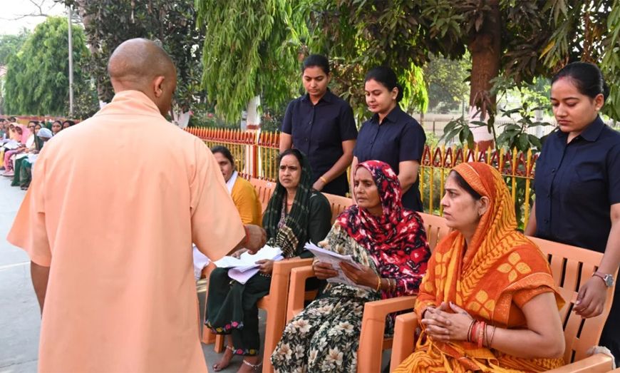 विशेष टीम गठित कर हो जमीनी विवादों का निस्तारण : मुख्यमंत्री