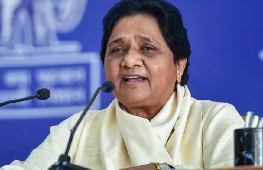 SIR के नफा-नुकसान का आकलन कर रहीं मायावती, बसपा नई रणनीति से कैंडिडेट तय कर रही है