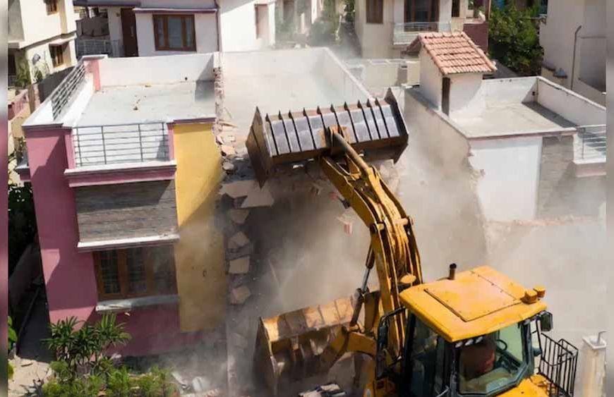 जयपुर में अवैध कॉलोनियों पर कार्रवाई, 42 बीघा जमीन पर बुलडोजर चला