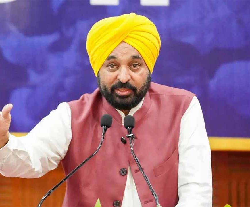 CM भगवंत मान बोले - AAP के राज्यसभा MP जो BJP में शामिल हुए, वे पंजाब के गद्दार हैं