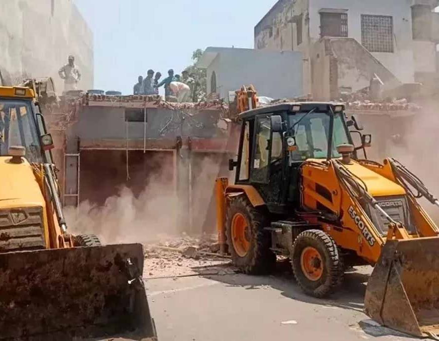 मोतिहारी में पुलिस का बड़ा एक्शन,150 अपराधियों के घरों पर कुर्की-जब्ती