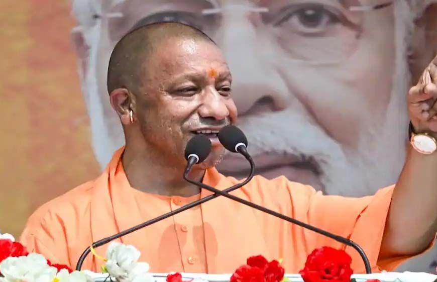 'हिंदू त्योहारों पर कर्फ्यू, दीदी सड़कों पर नमाज पढ़वाती हैं': बंगाल में ममता पर भड़के CM योगी