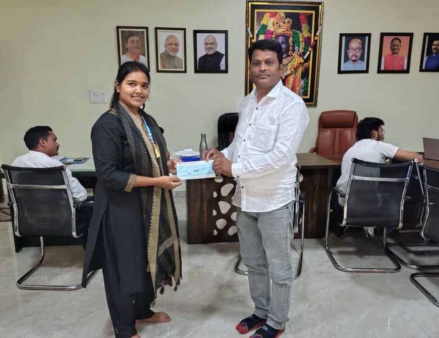 आर्थिक तंगी से रंजना की छुटी पढ़ाई, उप मुख्यमंत्री  विजय शर्मा के सहयोग से फिर होगी शुरू उप मुख्यमंत्री  विजय शर्मा