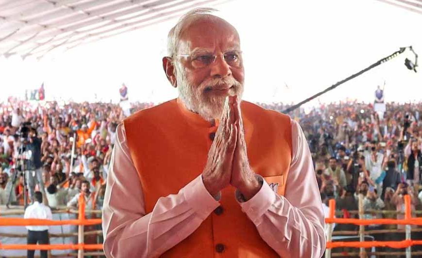 वाराणसी में पीएम मोदी का दौरा: 6300 करोड़ की सौगात के साथ महिला सशक्तिकरण पर बड़ा संदेश