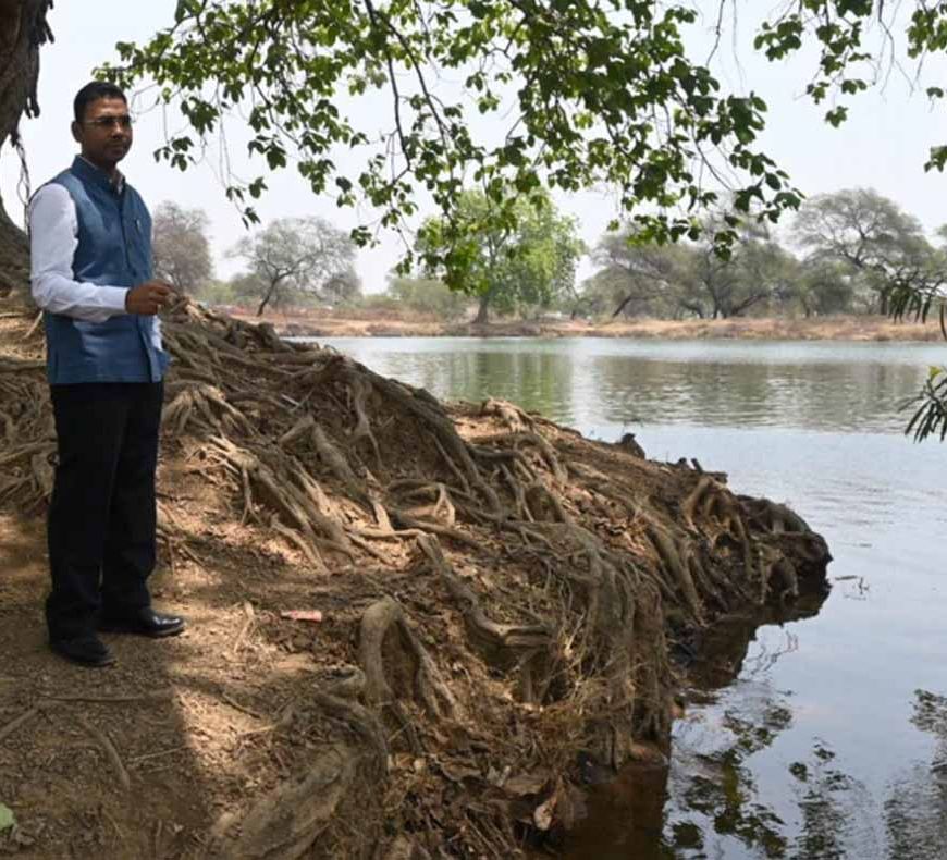 जिला प्रशासन की अनूठी पहल, नहरों के पानी से लबालब हुए 450 तालाब