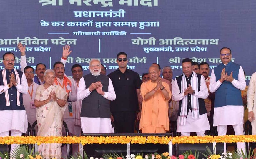 चहुंमुखी विकास का आधार बने एक्सप्रेसवे: मुख्यमंत्री योगी आदित्यनाथ