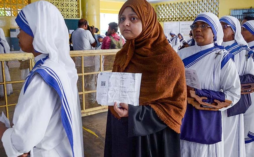 दूसरे चरण में करीब 90% मतदान, चुनाव बाद भी बंगाल में रहेगी CAPF की 700 कंपनियां