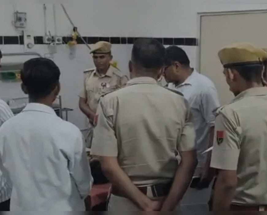 POCSO आरोपी ने एएसपी कार्यालय में पेपर कटर से गला काटकर की आत्महत्या की कोशिश