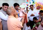सीएम योगी ने बताया, कैसे पेश आएं बच्चों से