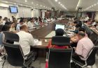 Meerut में IGRS शिकायतों पर लापरवाही: 9 अफसरों की वेतन कटौती, 155 को नोटिस