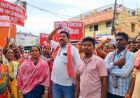 कैनाल रोड परियोजना पर बवाल, 1300 घर तोड़ने की तैयारी के खिलाफ निगम दफ्तर का घेराव