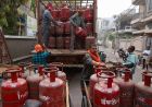 रसोई गैस संकट से जनता बेहाल, 45 दिनों से सिलेंडर के लिए भटक रहे लोग