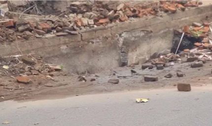 धनबाद में भारी बारिश से फिर भू-धंसान, सड़क पर बढ़ा खतरा