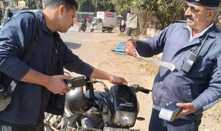 गुरुग्राम में ट्रैफिक पुलिस का बड़ा एक्शन, 26 चालानों वाली बाइक जब्त