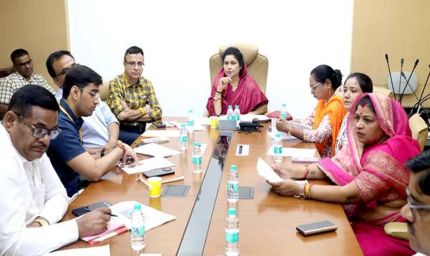 ज्यमंत्रीकृष्णा गौर ने की अयोध्या बायपास पर सड़क निर्माण और जल निकासी व्यवस्था की समीक्षा, जलभराव रोकने दिए सख्त निर्देश