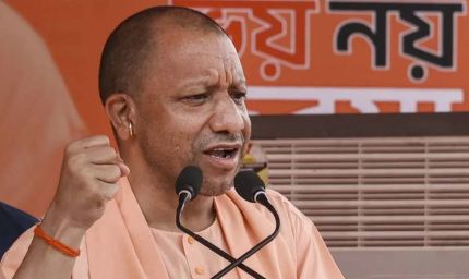 बाबा का बंगाल में धमाका, असली छक्का सीएम योगी ने मारा; स्ट्राइक रेट है शानदार
