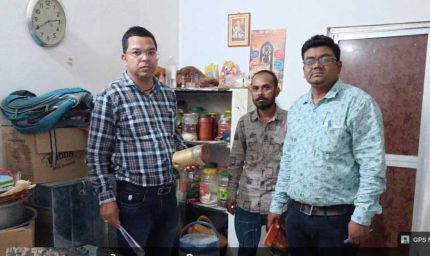 खाद्य विभाग का बड़ा एक्शन: एक्सपायरी सामान जब्त, कैंटीन और दुकानों में मिलीं गंभीर खामियां
