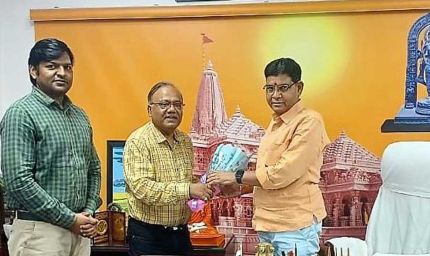 ​उच्च शिक्षा मंत्री से मिले कुलपति प्रो. दयाल, विश्वविद्यालय के गुणात्मक विकास और समस्याओं पर हुई चर्चा