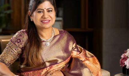 थलापति विजय से 9 गुना ज्यादा अमीर निकलीं तमिलनाडु की यह विधायक, लॉटरी किंग की पत्नी होने से चर्चा में