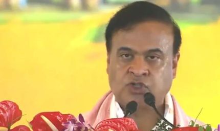 Assam CM Oath Ceremony: हिमंता बिस्वा सरमा ने रचा इतिहास, लगातार दूसरी बार ली असम CM पद की शपथ