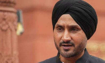 हरभजन सिंह की सुरक्षा पर हाई कोर्ट सख्त: 8 की मंजूरी, फिर 23 पुलिसकर्मी क्यों तैनात?