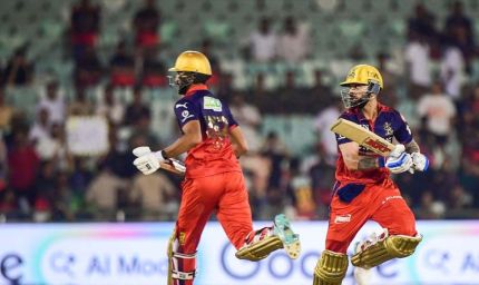 RCB vs KKR: विराट कोहली का ऐतिहासिक धमाका, रोहित-धोनी को छोड़ा पीछे