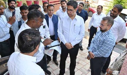 केंद्रीय सचिव ने परखी धरातल की हकीकत; सर्वे टीमें बढ़ाने के निर्देश