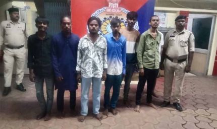 रायपुर कोर्ट परिसर में चाकू लेकर पहुंचे 2 युवक गिरफ्तार, पुलिस के चेकिंग अभियान में 8 संदिग्ध भी पकड़े गए