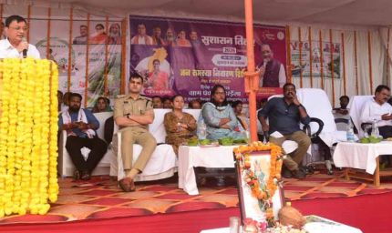 जिले के प्रभारी मंत्रीलखनलाल देवांगन सहित सांसद-विधायक शामिल हुए सुशासन तिहार में