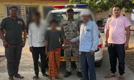 छतरपुर के डायल-112 हीरोज रास्ता भटकी मानसिक रूप से अस्वस्थ 13 वर्षीय बालिका को सुरक्षित परिजनों से मिलाया