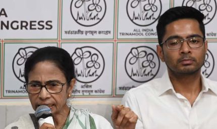 TMC में बढ़ी अंदरूनी कलह? ममता बनर्जी के सामने ही विधायकों ने उड़ाया अभिषेक का मजाक