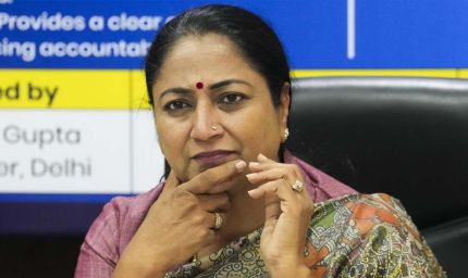 ‘घर के मंदिर’ तक पहुंची BJP? CM रेखा गुप्ता के बयान ने बढ़ाई सियासी हलचल