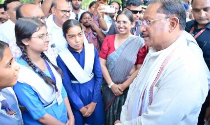 मुख्यमंत्री  विष्णु देव साय ने ‘कामयाबी वेन’ को दिखाई हरी झंडी : दूरस्थ गांवों के विद्यार्थियों तक पहुंचेगी डिजिटल शिक्षा की नई रोशनी