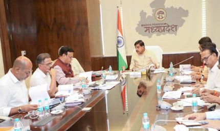 भोपाल और इंदौर-उज्जैन मेट्रोपॉलिटन क्षेत्र नई सड़कों से होगा समृद्ध : मुख्यमंत्री डॉ.यादव
