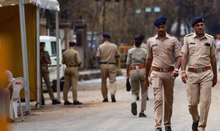 महिला पुलिसकर्मियों की सुविधाओं पर हाईकोर्ट सख्त, थानों में महिला शौचालय और 8 घंटे ड्यूटी पर मांगा जवाब