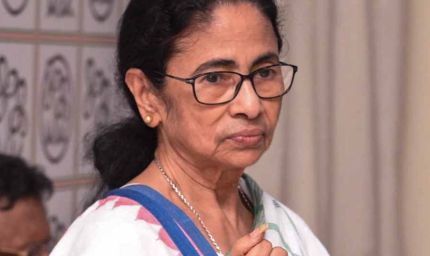 TMC में बगावत के संकेत! ममता बनर्जी की पार्टी छोड़ सकते हैं 20 सांसद