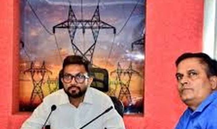 पटना से भागलपुर पहुंचे MD, बिजली संकट 4 घंटे में सुलझाने के दिए सख्त निर्देश