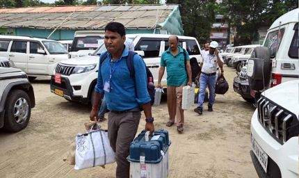 ड्यूटी से गायब 70 कर्मचारियों पर गिरेगी गाज, फिरोजपुर रिटर्निंग ऑफिसर ने दिए कार्रवाई के आदेश