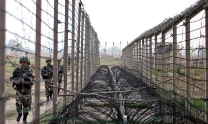 पाकिस्तान बॉर्डर पर बाड़ से बदली सुरक्षा तस्वीर, अब बांग्लादेश सीमा पर स्मार्ट फेंसिंग क्यों जरूरी?