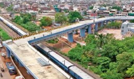 90 डिग्री ओवरब्रिज सुधारने उतरे IIT भुवनेश्वर के एक्सपर्ट, अब बाकी पुलों पर उठे सवाल