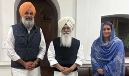 डेरा चीफ गुरिंदर सिंह ढिल्लों से मिले हरियाणा CM सैनी, राजनीतिक हलकों में चर्चाएं तेज