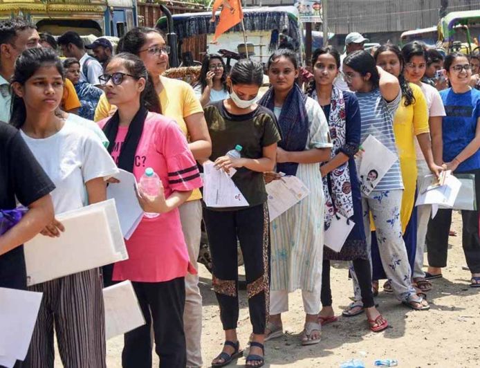 गढ़वा में NEET 2026 परीक्षा को लेकर लागू की निषेधाज्ञा, प्रशासन अलर्ट मोड पर
